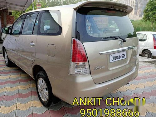 2009 Toyota Innova 2.5 VX 7 STR MT for sale in Chandigarh