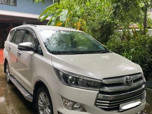 Toyota INNOVA CRYSTA 2.4 GX Manual, 2016, Diesel MT in Kozhikode