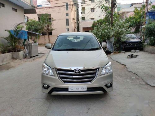 Toyota Innova 2.5 VX 8 STR 2014 MT for sale in Hyderabad