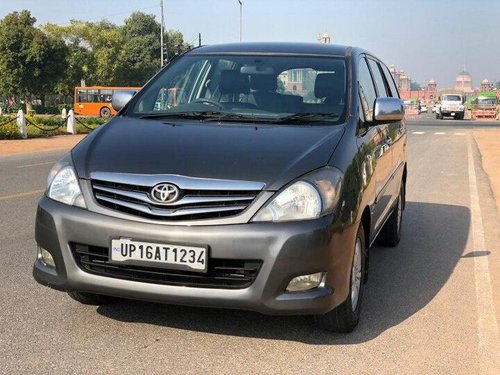 2011 Toyota Innova 2.5 V Diesel 7-seater MT in New Delhi