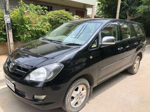 Toyota Innova 2.5 V 7 STR, 2007, Diesel MT in Nagar