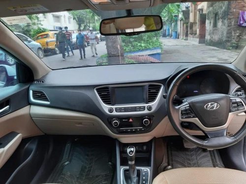 Used 2018 Hyundai Verna CRDi AT for sale in Kolkata