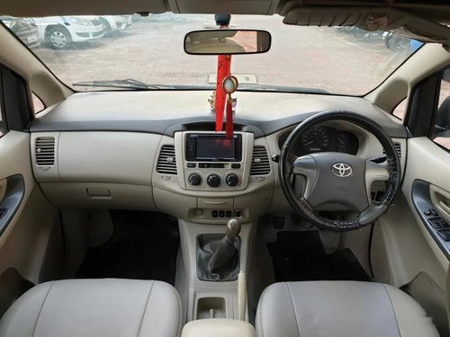 2013 Toyota Innova 2004-2011 MT for sale in Mumbai
