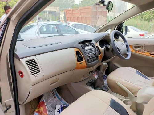 2009 Toyota Innova 2.5 VX 7 STR MT for sale in Chandigarh