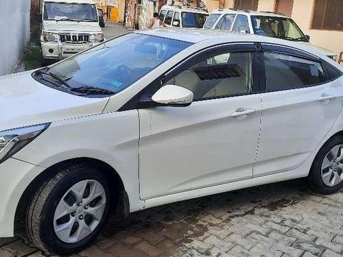 Hyundai Verna Fluidic 1.4 CRDi EX, 2015, Diesel MT in Lucknow