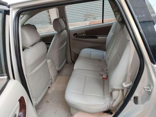 Toyota Innova 2.5 VX 8 STR 2014 MT for sale in Hyderabad