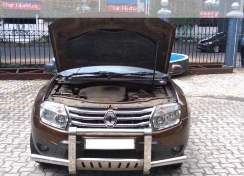 2014 Renault Duster 85PS Diesel RxL Optional MT in Kolkata