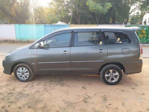 2011 Toyota Innova 2.5 VX 8 STR MT for sale in Hyderabad