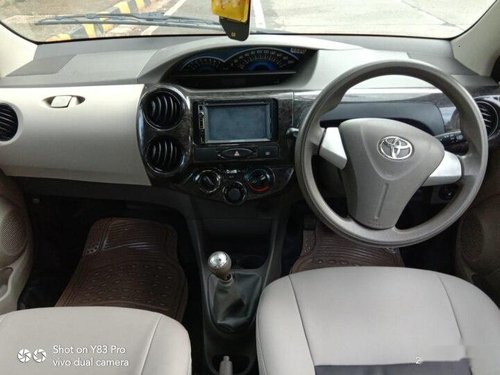 2015 Toyota Etios Liva V MT for sale in Mumbai