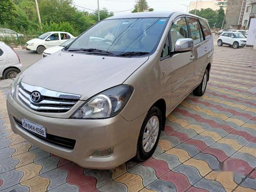 2009 Toyota Innova 2.5 VX 7 STR MT for sale in Chandigarh