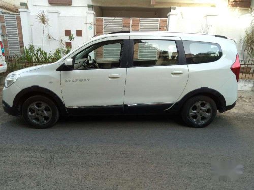 Renault Lodgy 110 PS RXZ 7 STR STEPWAY, 2015, Diesel MT in Chennai