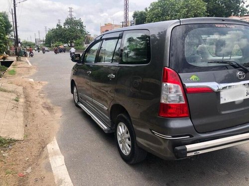 Used 2014 Toyota Innova 2004-2011 MT for sale in Hyderabad