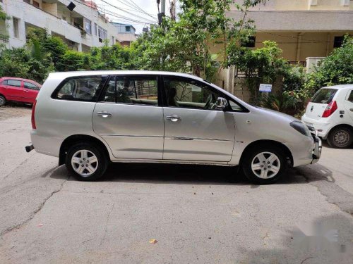 Toyota Innova 2.5 V 8 STR, 2007, Diesel MT in Hyderabad