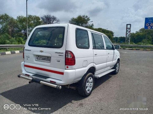 Used 2015 Chevrolet Tavera MT for sale in Anand