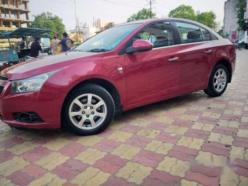 Used Chevrolet Cruze LT 2013 MT for sale in Vadodara