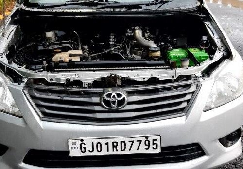 2013 Toyota Innova 2.5 GX (Diesel) 8 Seater BS IV MT in Ahmedabad