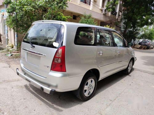 Toyota Innova 2.5 V 8 STR, 2007, Diesel MT in Hyderabad