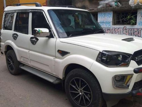 Mahindra Scorpio S4 Plus 2016 MT for sale in Kolkata