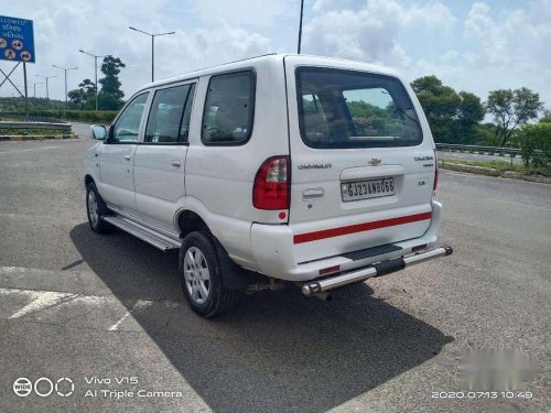 Used 2015 Chevrolet Tavera MT for sale in Anand