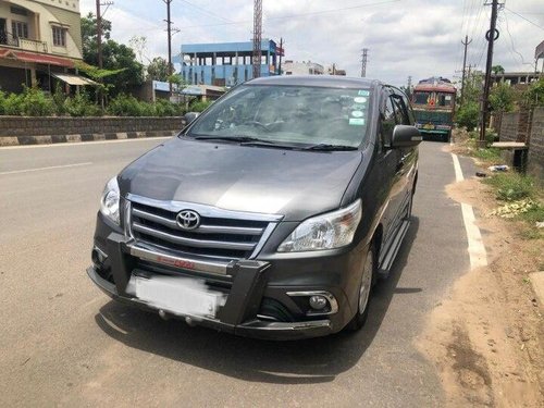 Used 2014 Toyota Innova 2004-2011 MT for sale in Hyderabad