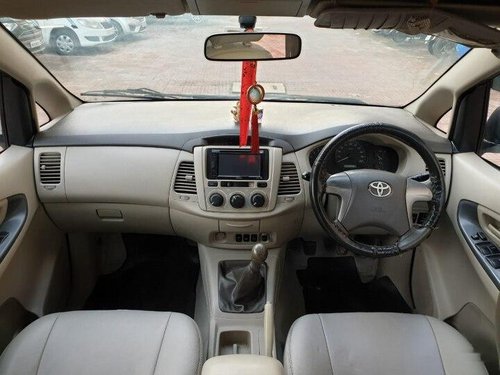 Toyota Innova 2.5 G (Diesel) 7 Seater BS IV 2013 MT for sale in Mumbai