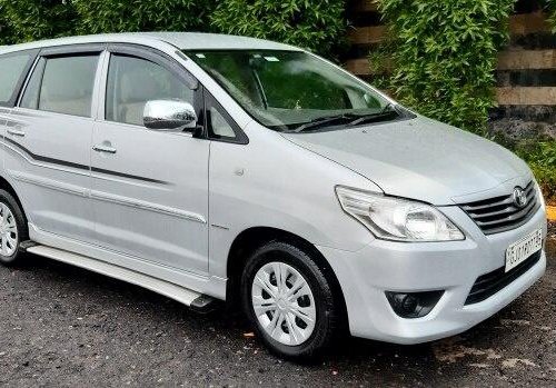 2013 Toyota Innova 2.5 GX (Diesel) 8 Seater BS IV MT in Ahmedabad