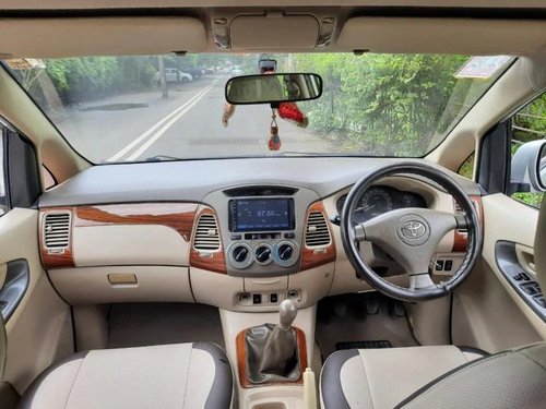 2008 Toyota Innova 2.5 G4 Diesel 7-seater MT in Mumbai