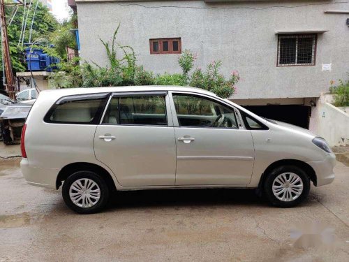 Toyota Innova 2006 MT for sale in Hyderabad