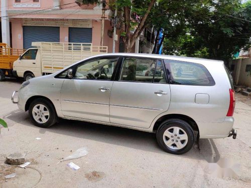 Toyota Innova 2.5 V 8 STR, 2007, Diesel MT in Hyderabad