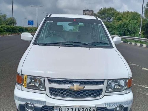 Used 2015 Chevrolet Tavera MT for sale in Anand