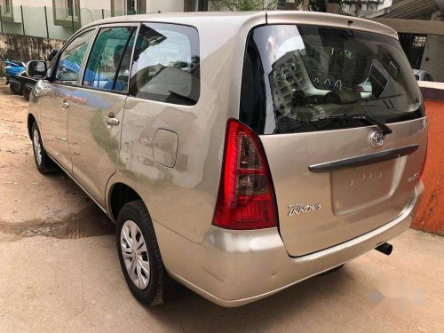 Toyota Innova 2.5 G4 8 STR, 2009, Diesel MT in Chennai