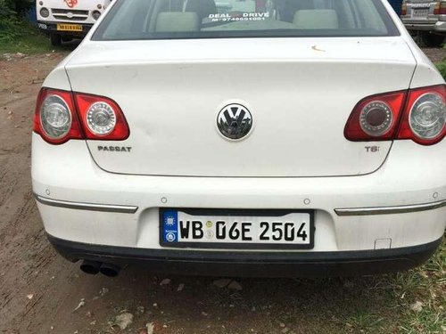 Volkswagen Passat Highline DSG 2010 MT for sale in Kolkata