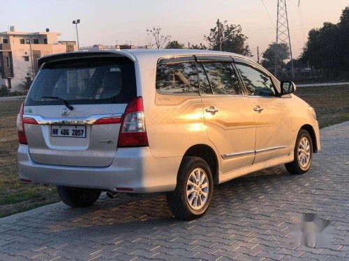 Toyota Innova 2.5 ZX 7 STR BS-IV, 2014, Diesel MT for sale in Karnal