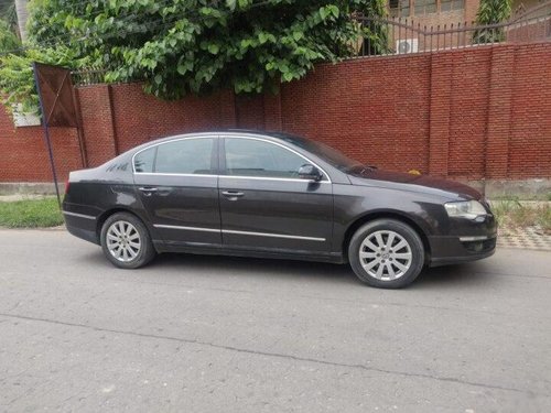 Used 2010 Volkswagen Passat 1.8 TSI MT for sale in New Delhi