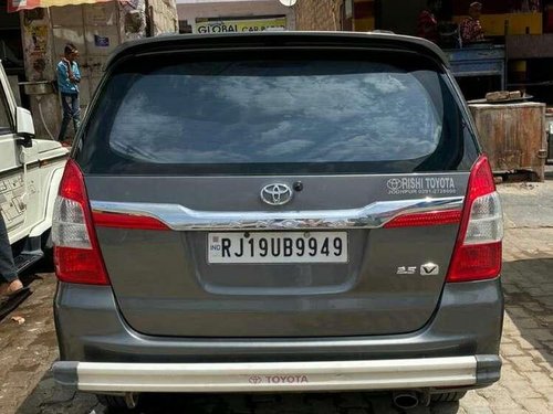Toyota Innova 2.5 V 8 STR, 2014, Diesel MT in Jodhpur