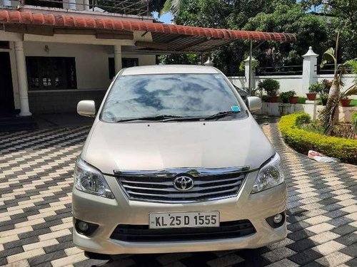 Toyota Innova 2.5 GX 7 STR BS-III, 2012, Diesel MT in Kottayam