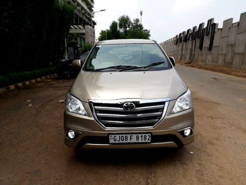 Used 2007 Toyota Innova 2004-2011 MT for sale in Ahmedabad