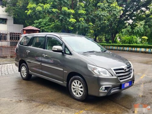 Toyota Innova 2.5 VX (Diesel) 8 Seater BS IV 2013 MT for sale in Thane