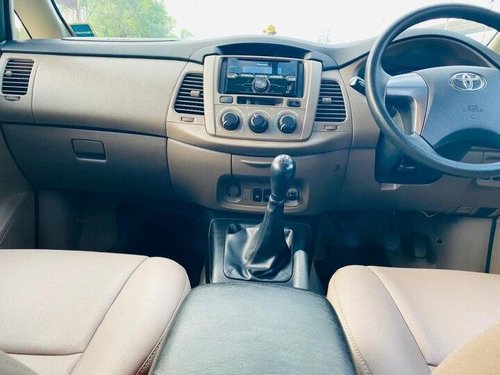 Used 2015 Toyota Innova MT for sale in Mumbai