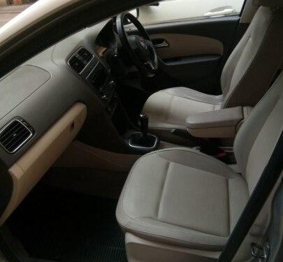 Volkswagen Vento Diesel Highline 2011 MT for sale in Kolkata