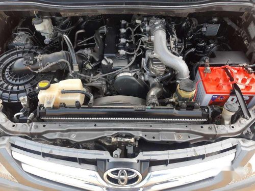 Toyota Innova 2.5 V 8 STR, 2011, Diesel MT for sale in Ahmedabad