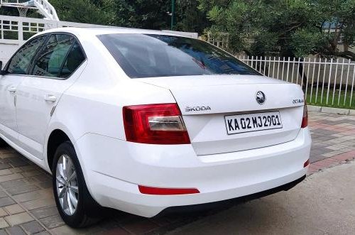 Used 2014 Skoda Octavia Ambition 2.0 TDI AT in Bangalore