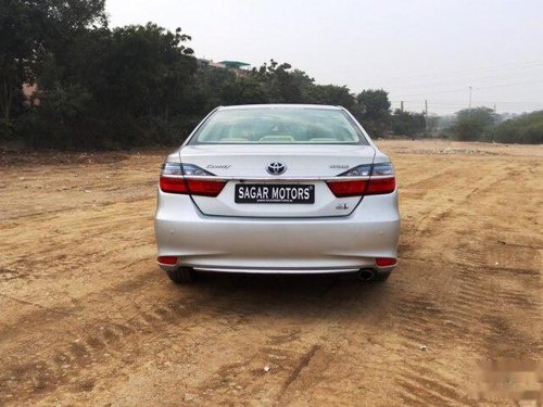 Toyota Camry Hybrid, 2015, Petrol AT for sale in New Delhii