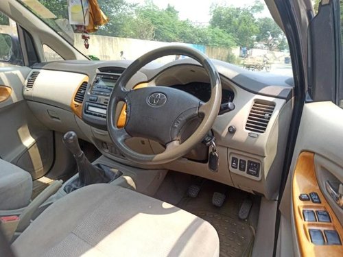 Toyota Innova 2.5 VX 7 STR 2010 MT for sale in New Delhi