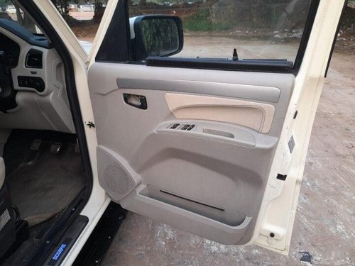 Used 2015 Mahindra Scorpio S10 7 Seater MT for sale in New Delhii