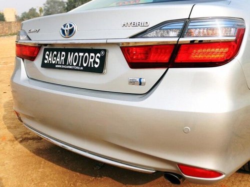 Toyota Camry Hybrid, 2015, Petrol AT for sale in New Delhii