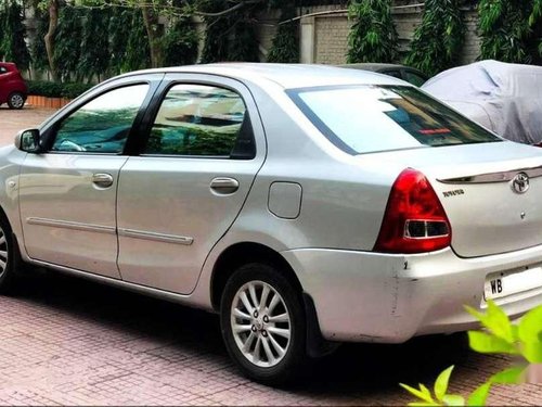 Used 2013 Toyota Etios V MT for sale in Kolkata