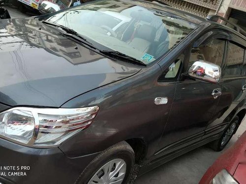 Toyota Innova 2.5 G BS III 7 STR, 2016, Diesel MT in Patna