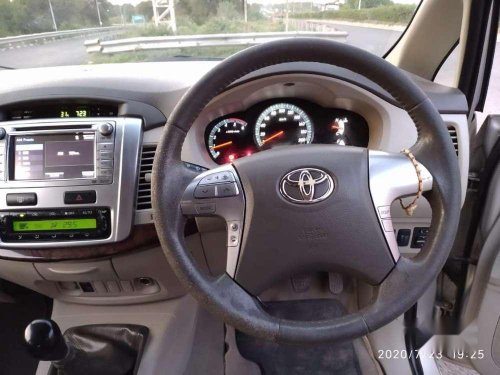 Toyota Innova 2014 MT for sale in Anand