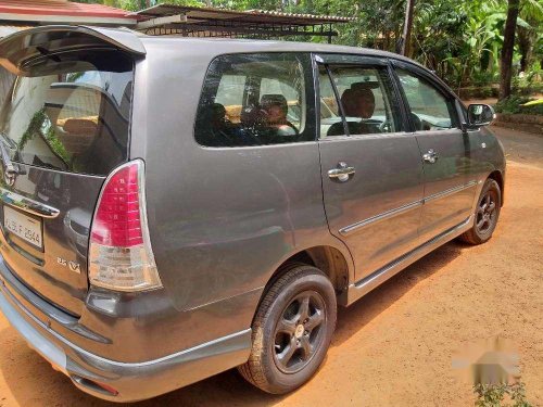 Toyota Innova 2.0 VX 8 STR BS-IV, 2010, Diesel MT in Thrissur